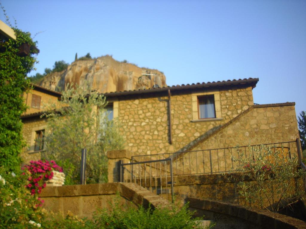 Chiara E Benedetta Villa Degli Ulivi Orvieto Luaran gambar