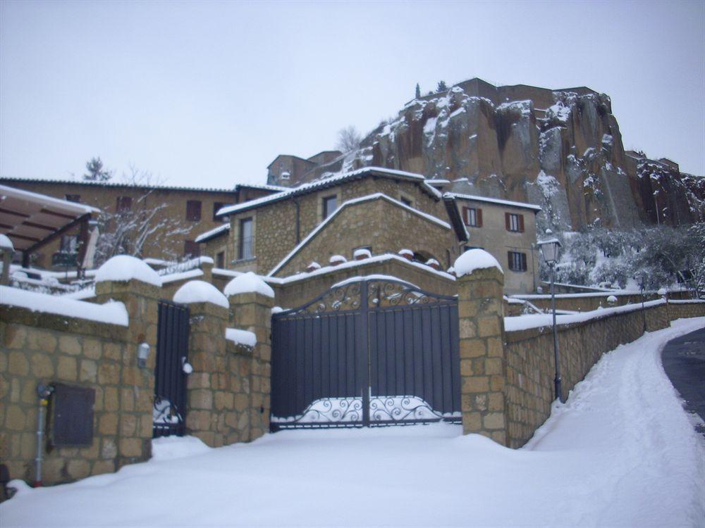 Chiara E Benedetta Villa Degli Ulivi Orvieto Luaran gambar