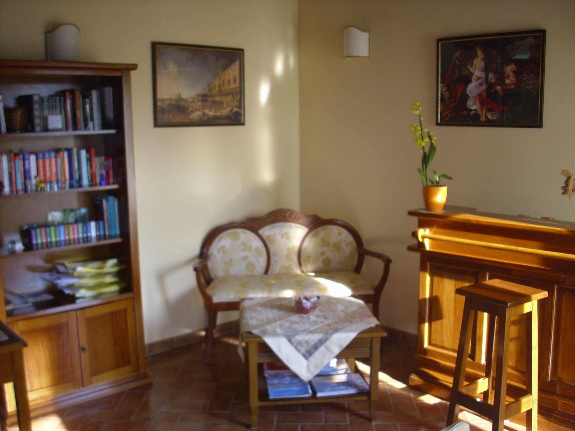 Chiara E Benedetta Villa Degli Ulivi Orvieto Luaran gambar